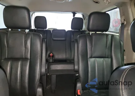 2016 Chrysler Town & Country Touring из США, поврежденный, VIN 2C4RC1BG3GR186857